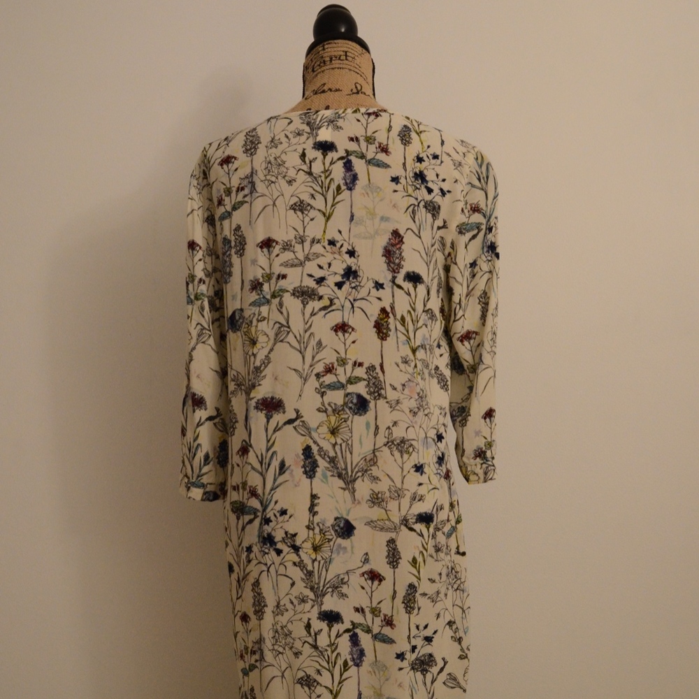 White Floral Print Dress - Picture 5 of 5